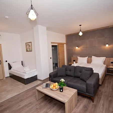 романтика Hotel 3*