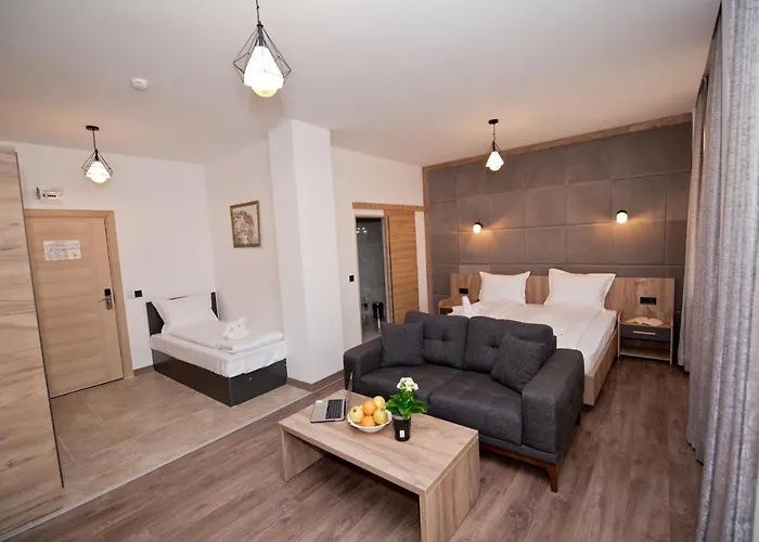 романтика Hotel 3*